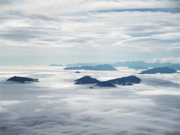 Săn mây ở đỉnh Lảo Thẩn đẹp ngỡ bồng lai tiên cảnh chốn nhân gian