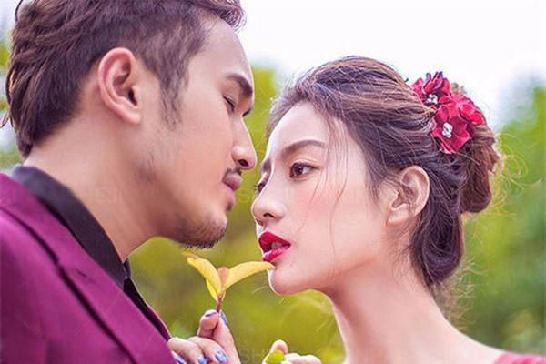 Phụ nữ khôn học ngay bí quyết ''điều khiển'' khiến chồng nghe lời răm rắp, vợ nói gì cũng làm