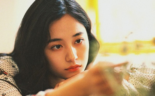 Hoa càng đẹp càng nhiều gai, đàn bà đi qua nhiều tổn thương lại càng rực rỡ