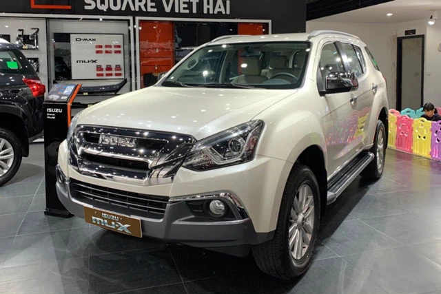 1. Isuzu mu-X (doanh số: 1 chiếc). Ảnh: Isuzu Hà Đông.