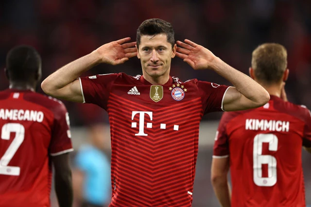 Tiền đạo: Robert Lewandowski (Bayern Munich, Ba Lan).