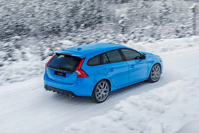 2. Volvo V60 Polestar 2017.