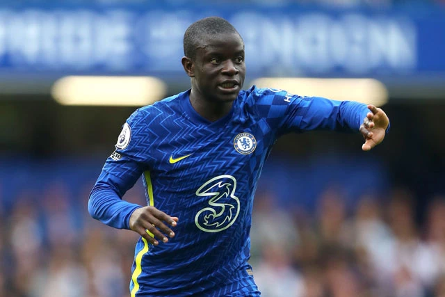 Tiền vệ trung tâm: N'Golo Kante (Chelsea, Pháp).