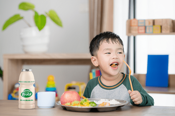 Chìa khóa hỗ trợ trẻ tăng đề kháng, khỏe mạnh hơn cho năm học mới