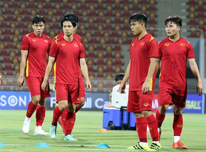 Về phần mình, đội trưởng Quế Ngọc Hải cũng chia sẻ, đây là lần đầu tiên ĐT Việt Nam lọt vào vòng loại thứ ba World Cup, nên các trận đấu vừa qua đã giúp toàn đội đúc rút được những kinh nghiệm cần thiết