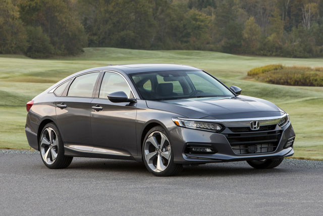 Top 10 ôtô ế khách nhất tại Việt Nam tháng 9/2021: Honda Accord xếp thứ 2