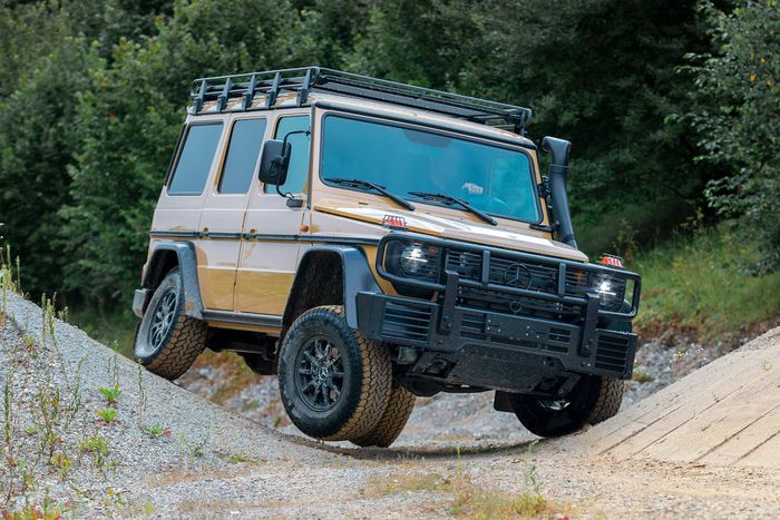 Ngắm Mercedes-Benz G-Class phiên bản dành cho quân đội