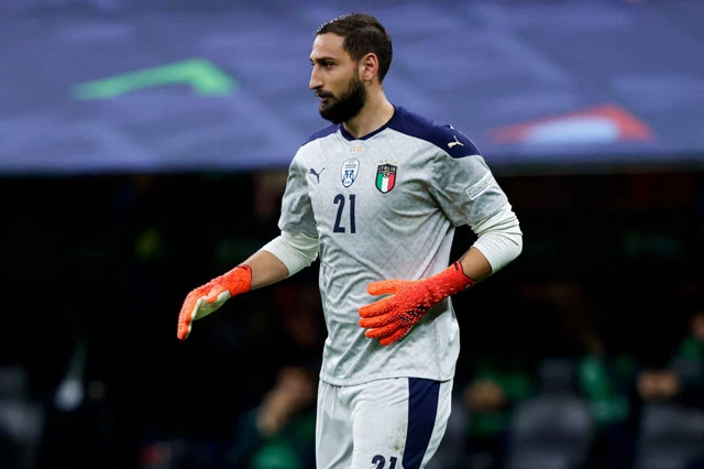 Thủ môn: Gianluigi Donnarumma (PSG, ĐT Italia).