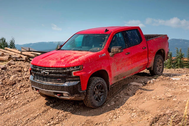 2. Chevrolet Silverado (doanh số: 123.067 chiếc).