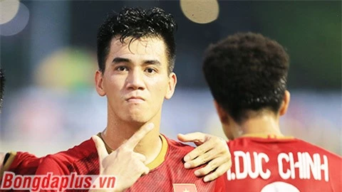 Tiến Linh cân bằng kỷ lục ghi bàn của Lê Công Vinh ở vòng loại World Cup 