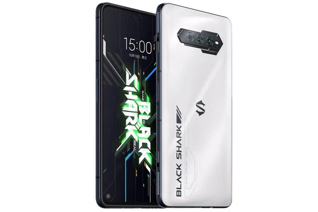 Xiaomi Black Shark 4S.