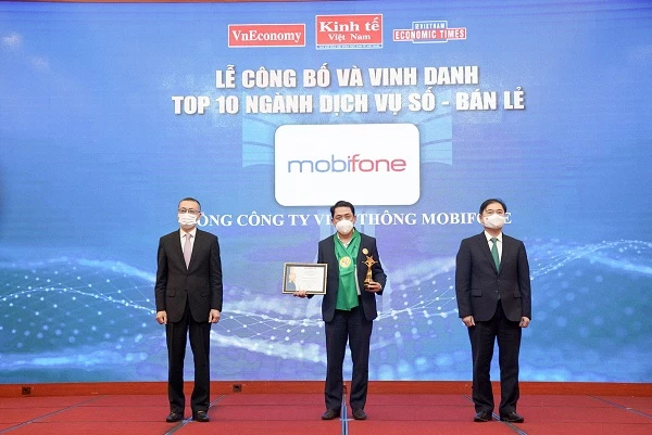 MobiFone được vinh danh Top 10 ngành Dịch vụ số - Bán lẻ Thương hiệu mạnh Việt Nam năm 2020-2021. 