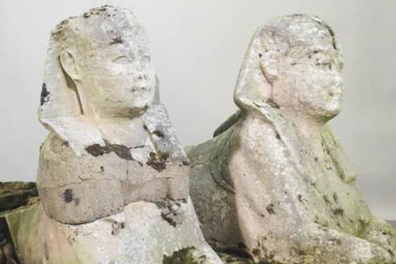 Lạ lùng tượng nhân sư Ai Cập được tìm thấy trong… vườn Anh: Nghe giá xong, chủ nhà đứng không vững