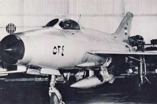 Tình báo Mossad của Israel dùng mỹ nhân kế để “đoạt” tiêm kích từ Iraq