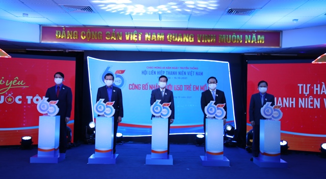 Hành trình “Tôi yêu Tổ quốc tôi” đồng hành cùng 650 trẻ em mồ côi do COVID-19