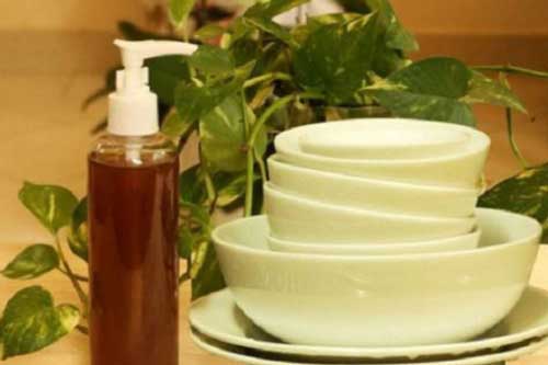 2 cách tự làm nước rửa chén tại nhà an toàn