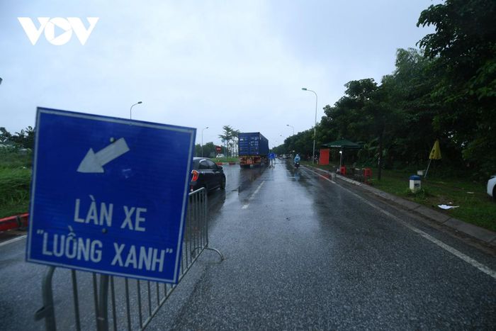 Hàng loạt chốt kiểm soát cửa ngõ Thủ đô dừng hoạt động
