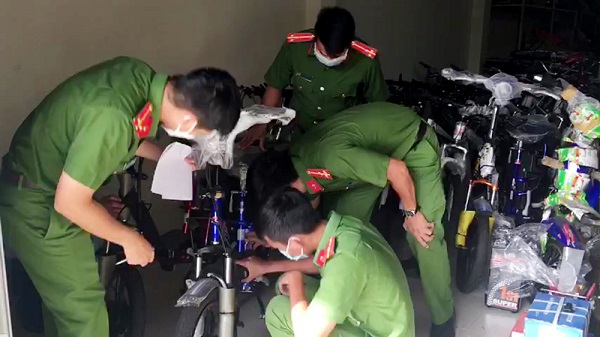 An Giang: Tạm giữ 55 xe đạp, xe đạp điện nghi nhập lậu