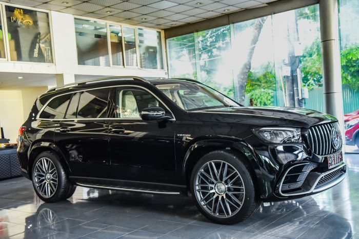 Ngắm Mercedes-AMG GLS 63 2021 đầu tiên tại Việt Nam