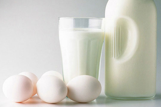 Sở hữu làn da trắng hồng rạng rỡ nhờ mặt nạ trứng gà