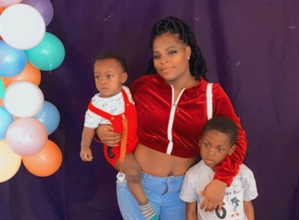 Kỳ lạ: Bé trai 1 tuần tuổi ngực đột nhiên to ra như thiếu nữ, thậm chí còn tiết sữa