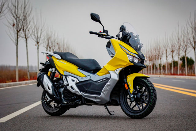 Xe tay ga Trung Quốc "nhái" Honda ADV 150, giá 62 triệu đồng