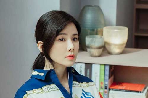 Mẹ chồng đưa 50 nghìn bắt đi mua hải sản, tôi xách về đầy một mâm kèm món quà khiến mặt bà tái xanh