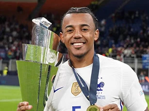 Man United âm thầm theo đuổi Kounde
