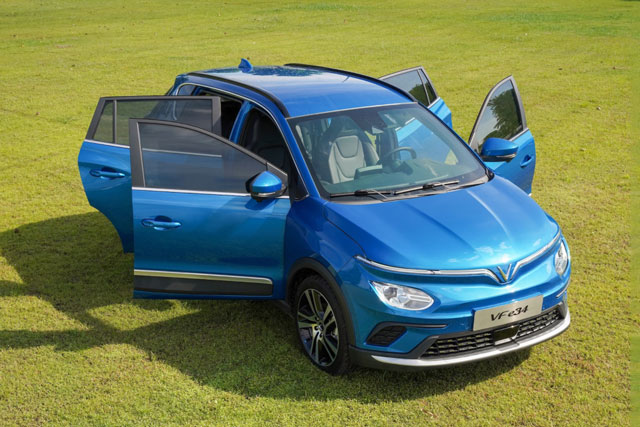 Ảnh chi tiết VinFast VF e34 vừa trình làng, giá 690 triệu đồng