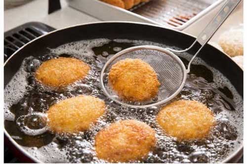 Cách giảm lượng dầu trong đồ ăn chiên rán