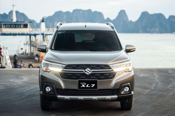 Lợi thế của Suzuki XL7 trong phân khúc xe 7 chỗ