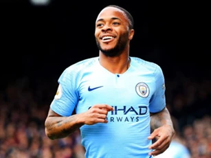 Sterling hé lộ về khả năng khoác áo Real Madrid
