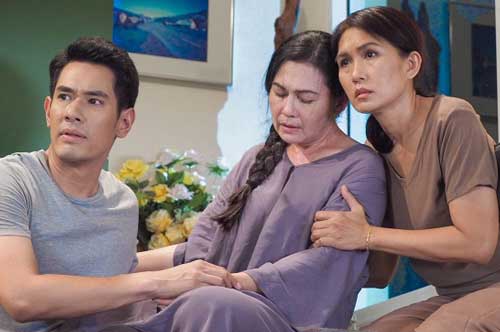 Sinh con &#x111;&#x1B0;&#x1EE3;c n&#x1EED;a th&#xE1;ng, r&#x1EED;a b&#xE1;t qua g&#x103;ng tay, v&#x1EE3; t&#xF4;i v&#x1EAB;n ng&#xFA;ng ngu&#x1EA9;y b&#x1ECF; hai ch&#x1EE5;c tri&#x1EC7;u mua m&#xF3;n &#x111;&#x1ED3; &quot;d&#x1EB1;n m&#x1EB7;t m&#x1EB9; ch&#x1ED3;ng&quot;