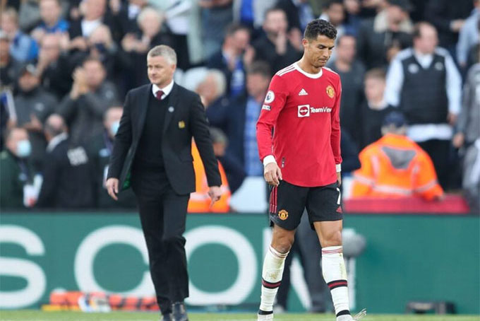 Không thay đổi lối chơi, giấc mơ vô địch chỉ là ảo tưởng với MU