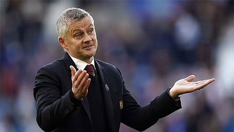 Solskjaer thừa nhận mắc sai lầm ở trận MU thua Leicester