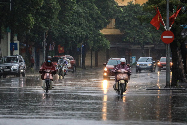 Bắc Bộ trời lạnh, mưa lớn ở Trung Bộ và Bắc Tây Nguyên