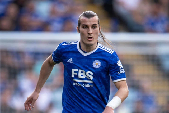 Hậu vệ: Caglar Soyuncu (Leicester City).