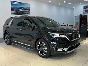 Giá lăn bánh Kia Carnival 2022: Cao nhất gần 2,7 tỷ đồng