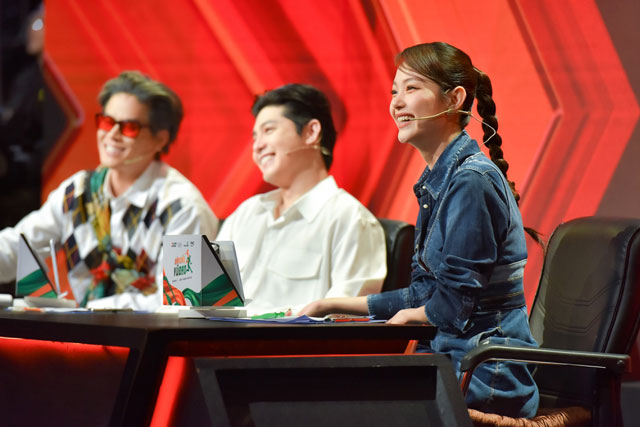 Thiều Bảo Trang lộ diện sau ồn ào tình cảm, Hậu Hoàng khiến Minh Hằng xúc động vì chuyện tình buồn "Mắt Biếc"