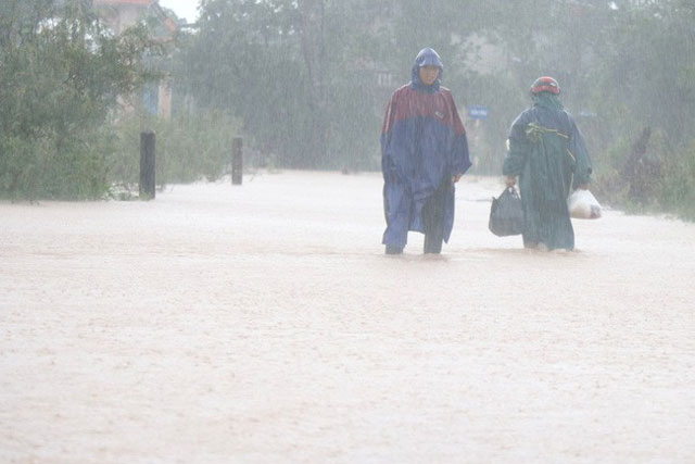 Không khí lạnh tăng cường gây mưa diện rộng, miền Bắc có nơi dưới 17 độ C