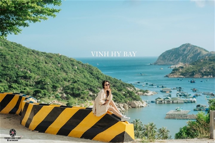 Đừng quên một lần ghé Ninh Thuận để ngắm 1 trong 4 vịnh đẹp nhất Việt Nam - 1