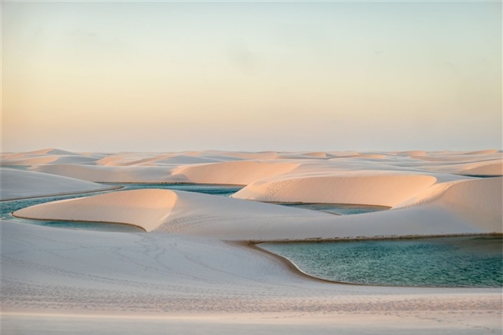 Kinh ngạc trước cảnh quan độc đáo tại ‘sa mạc ngập nước’ có 1-0-2 trên thế giới - 5