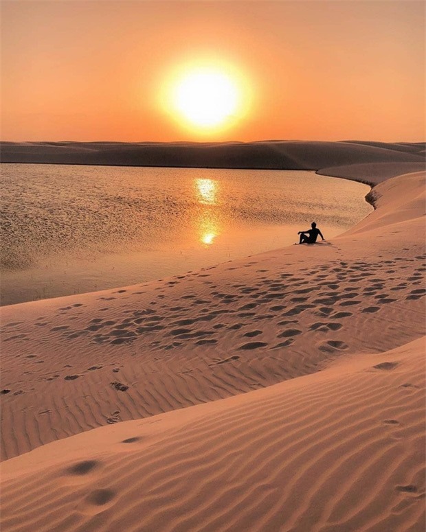 Kinh ngạc trước cảnh quan độc đáo tại ‘sa mạc ngập nước’ có 1-0-2 trên thế giới - 9