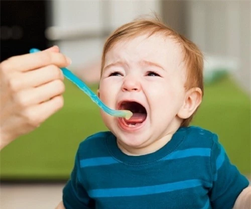 Nguyên nhân chính khiến trẻ biếng ăn là do thiếu hụt vi chất kẽm