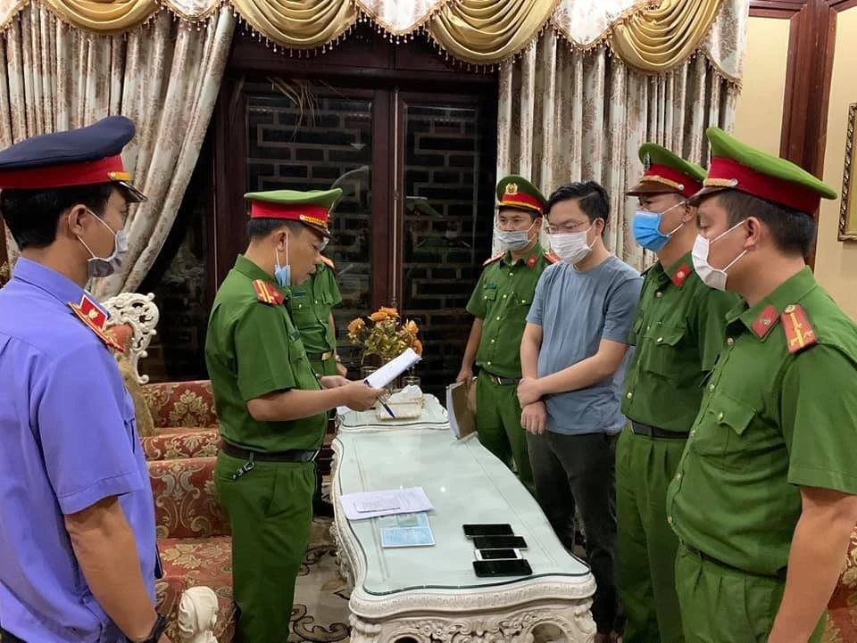 Cơ quan CSĐT Công an tỉnh Thừa Thiên Huế khởi tố bị can, bắt tạm giam Tống Phước Hoàng Hưng - Chủ tịch HĐQT Công ty CP tập đoàn Khải Tín.