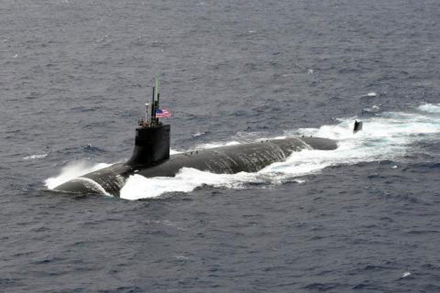 Các nhà điều tra chờ sẵn USS Connecticut để tìm sự thật