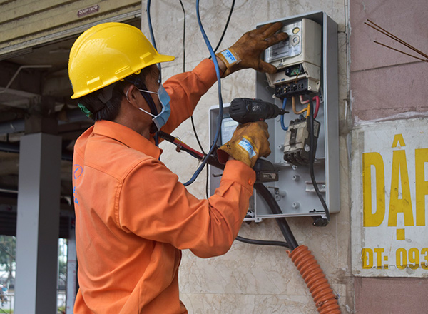 Đà Nẵng tiếp tục kiến nghị Thủ tướng chỉ đạo hỗ trợ giảm tiền điện do dịch COVID-19