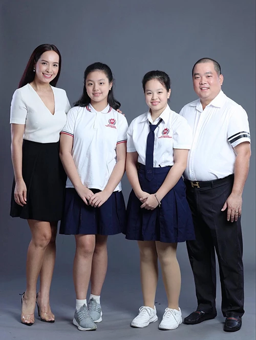 Gia đình nhạc sĩ Minh Khang. Gia đình nhạc sĩ Minh Khang.