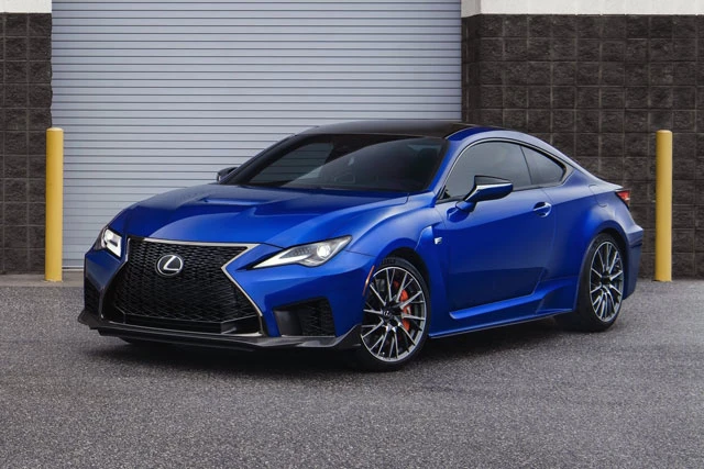 8. Lexus RC F (công suất tối đa: 475 mã lực).