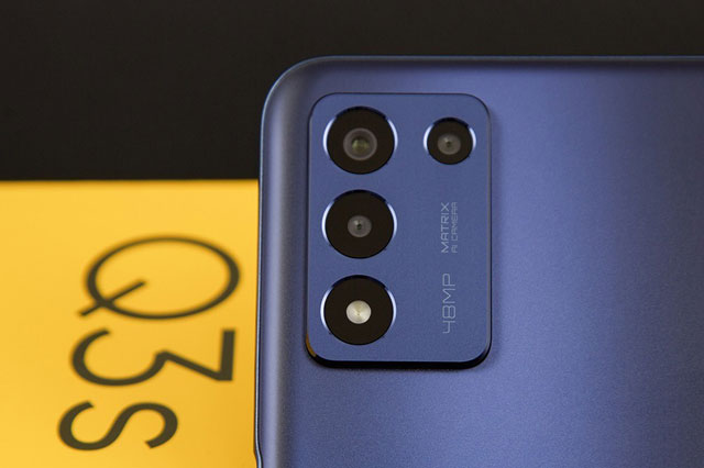 Cận cảnh Realme Q3s: Chip S778G 5G, RAM 8 GB, màn hình 144Hz, sạc 30W, giá từ 5,62 triệu